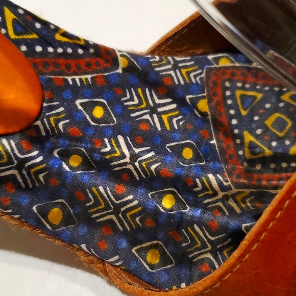 "Eric Michael", 8.5M, leather & Textile Wedge Sandals - Picture 5 of 7